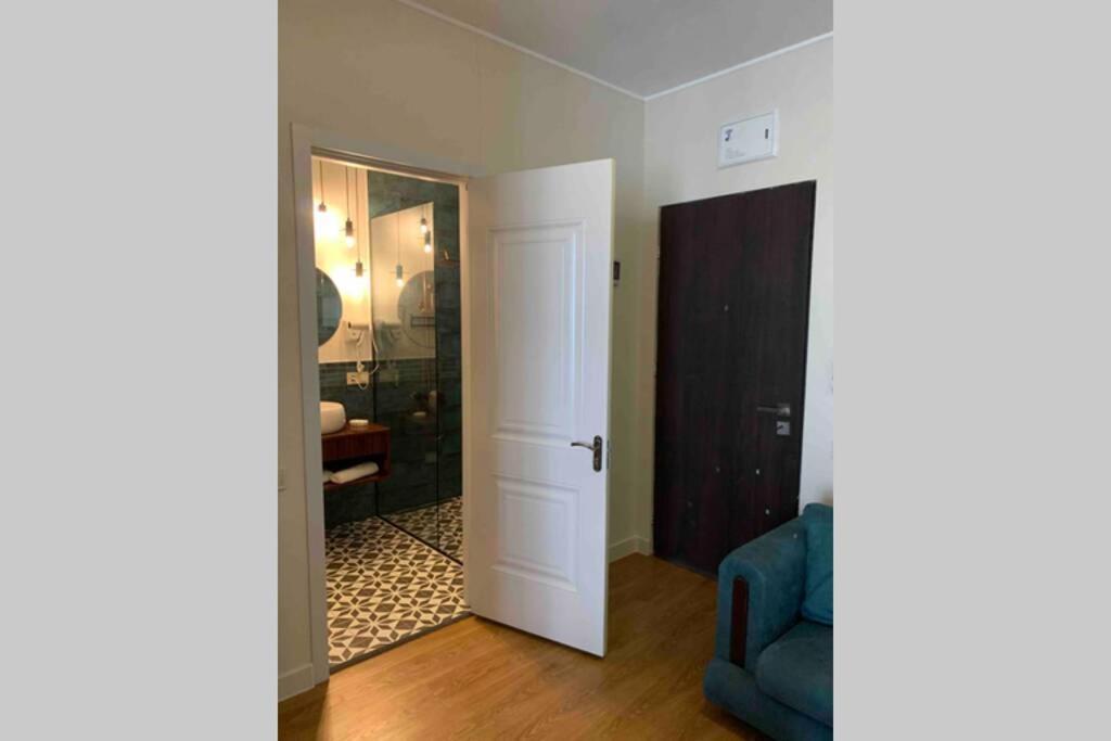 Geverse Apartment Batumi Exteriör bild