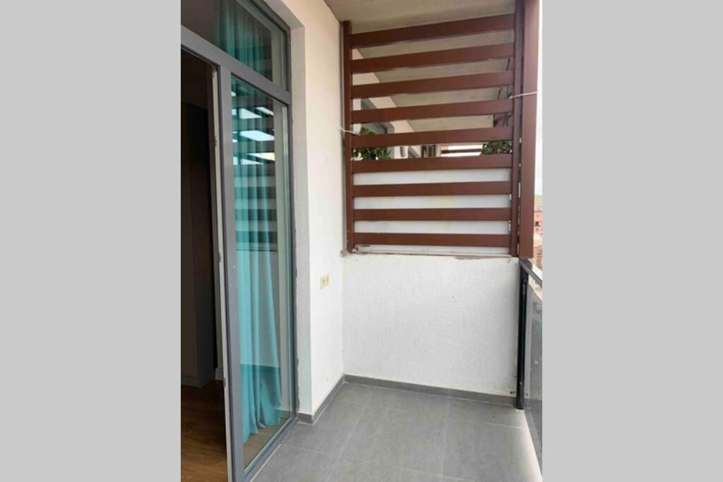 Geverse Apartment Batumi Exteriör bild
