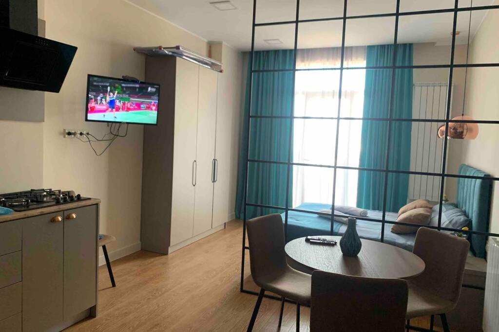 Geverse Apartment Batumi Exteriör bild